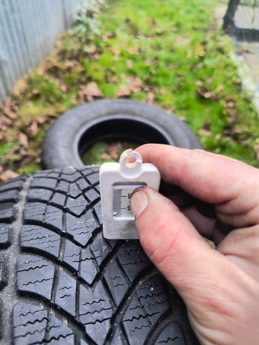 Dunlop Sp Winter Sport 4D 215/70R16 100T