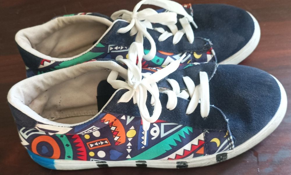 Sapatilhas moda Afro