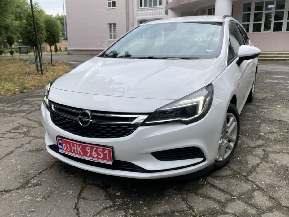 Продам OPEL ASTRA 2018 рік