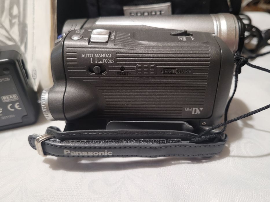 Цифровая видеокамера Panasonic NV-GS6 відеокамера панасоник панасоник
