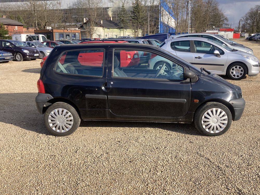 sprzedam pieknego renault twingo rok 2002 poj 1,2 8v klima 154tys