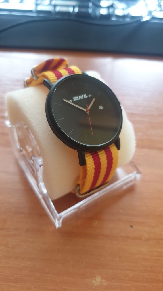 Zegarek dw dhl jak daniel wellington