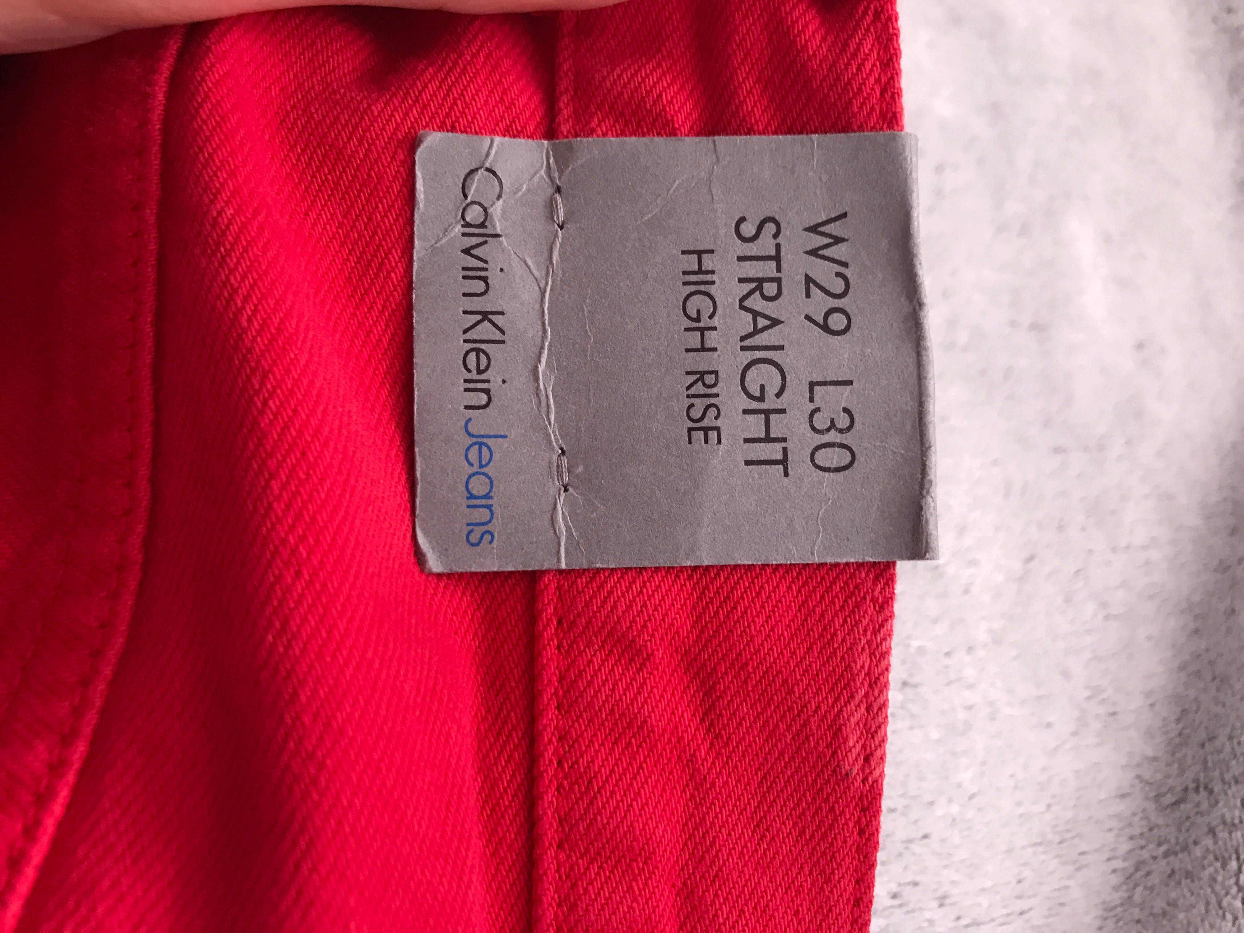 Czerwone spodnie calvin klein