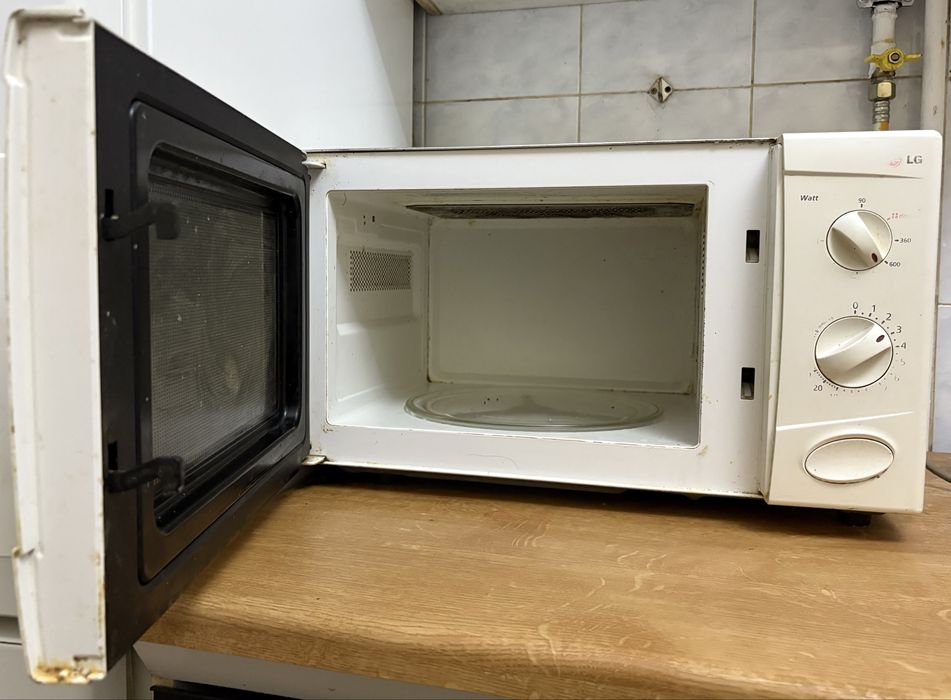 Микроволновка LG под ремонт