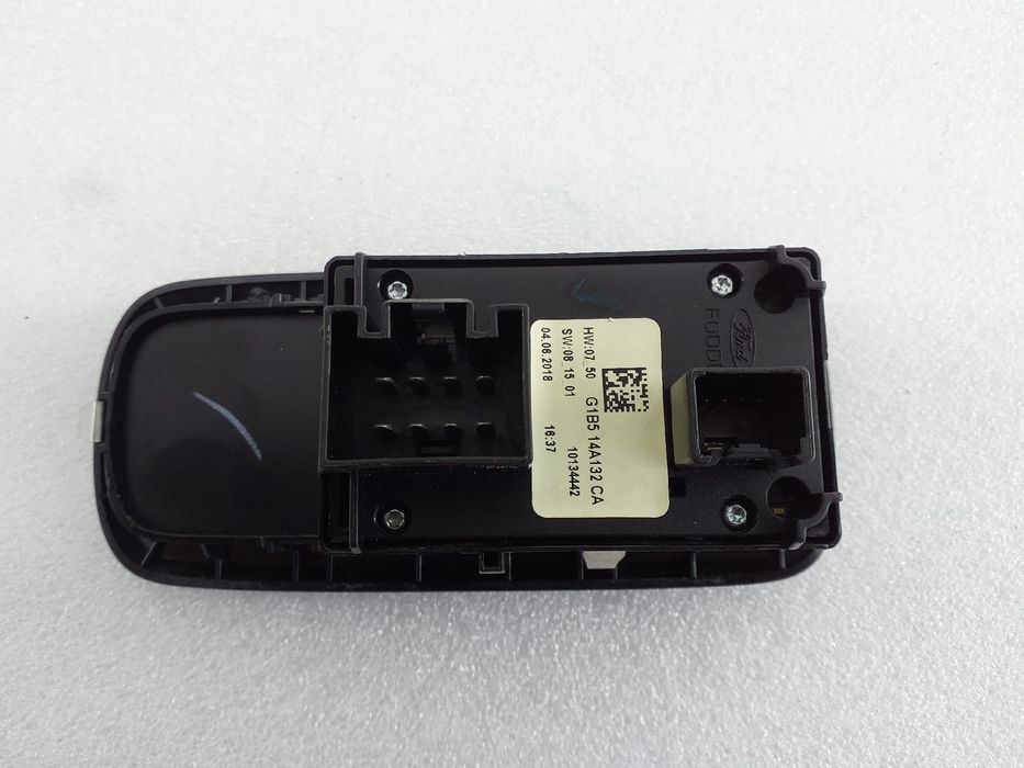 Comando / botão / interruptor vidros frente esquerdo FORD Ka+