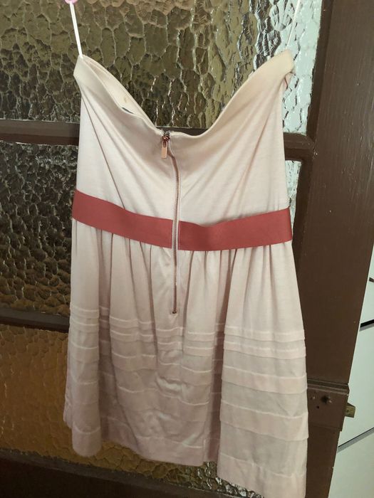 Vestido rosa curto