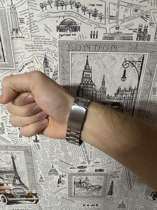 Годинники солідні