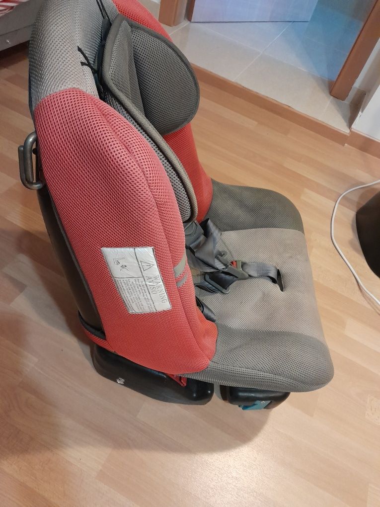 Cadeira de bebe auto