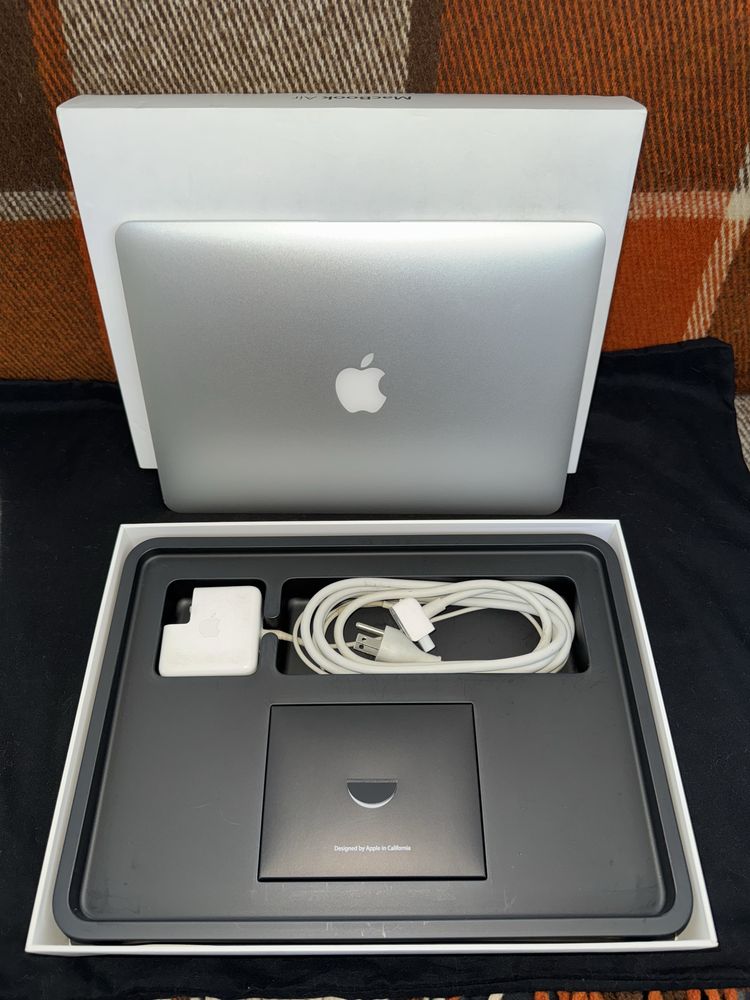 MacBook Air 13” 2014  i5/4/128gb