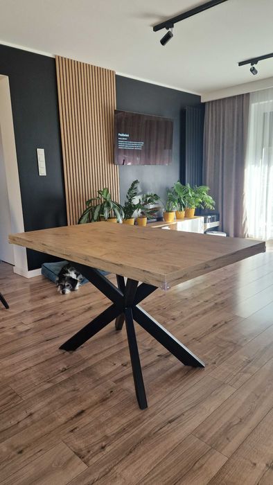 Stół rozkładany na stalowej konstrukcji - max  229,5 cm