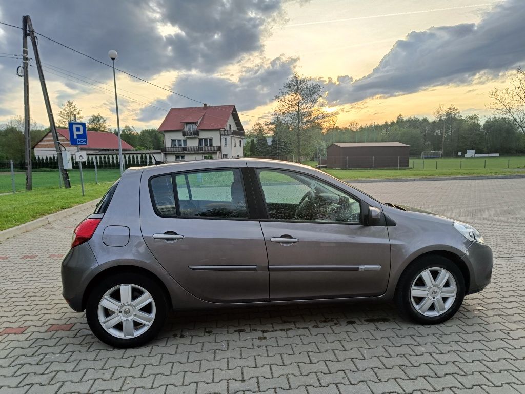 Renault Clio 1.2 75km