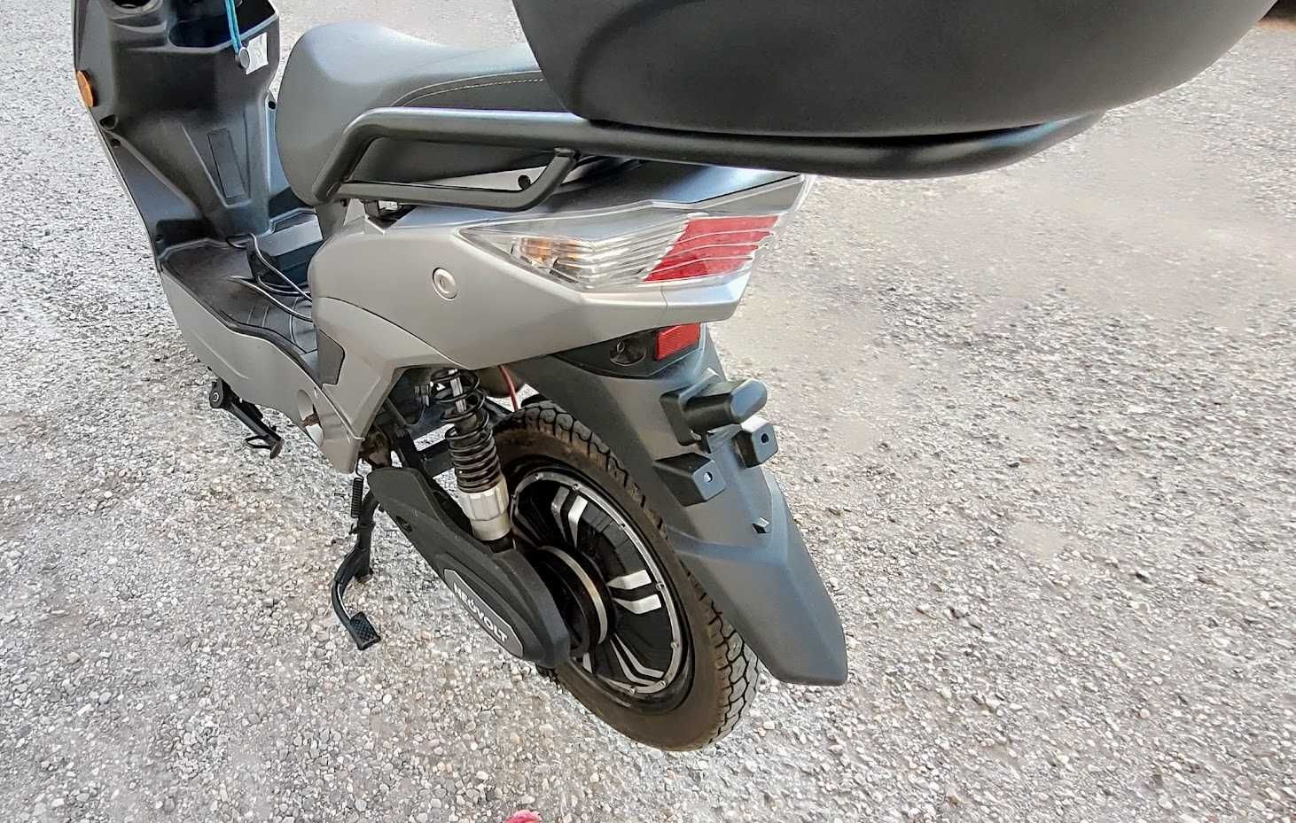 NEOVOLT Eco-Volt 60V 250W - Bicicleta Elétrica Moderna e Sustentável!