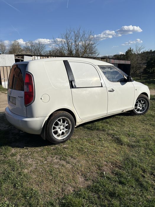 Samochód osobowy Skoda Praktik