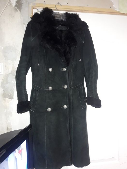 Продаю две натуральные дублёнки по цене одной