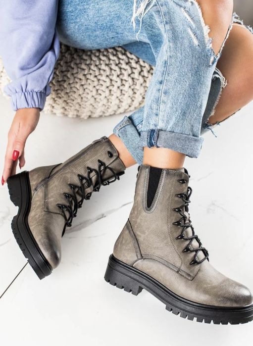 Botki na grubym spodzie roz 38