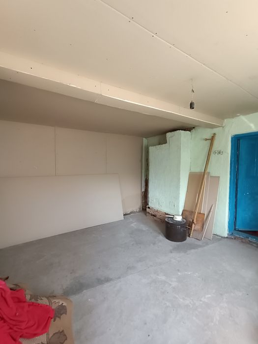 Продаж будинка в передмісті