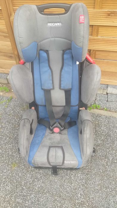 Fotelik samochodowy RECARO