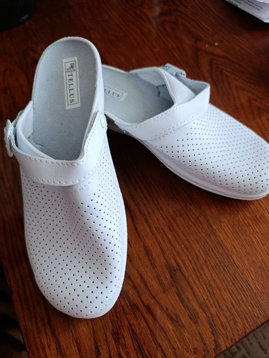 Шльопанці шкіряні, САБО.