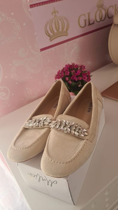 Zamszowe czółenka r 37