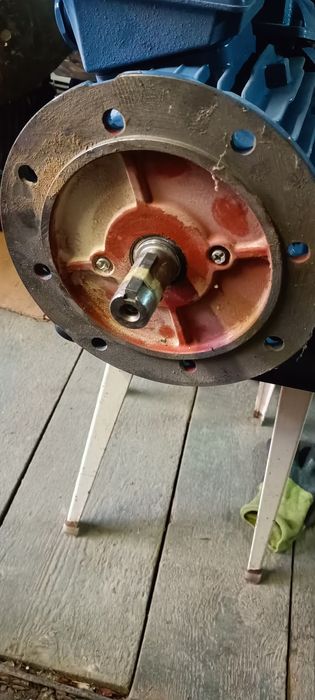 Электродвигатель WEG 4 квт 3000 об 112м-02 фланцевый новый