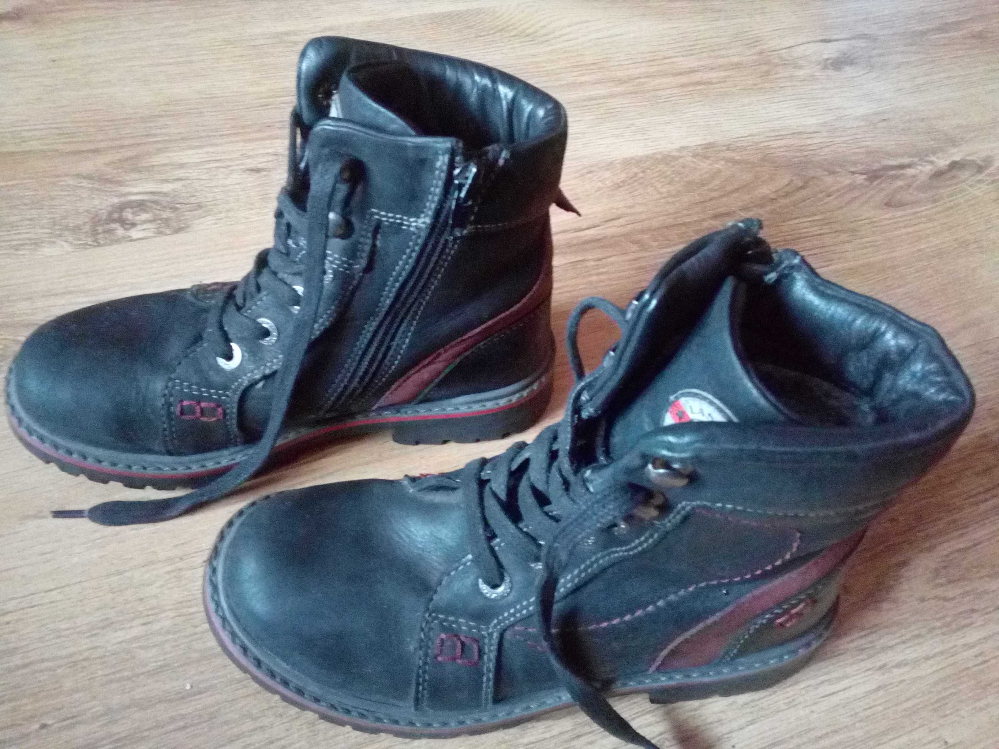 buty chłopięce zimowe CCC Lasocki rozmiar 33