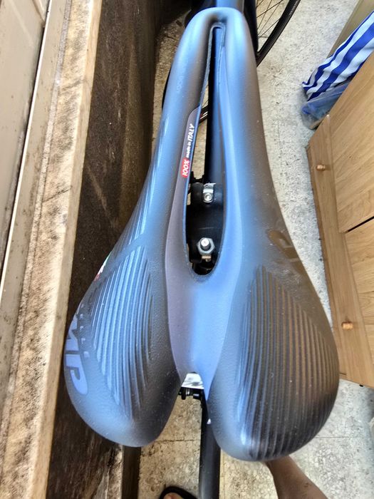 Bicicleta de estrada em carbono