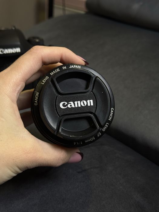 Обʼєктив canon 50 мм
