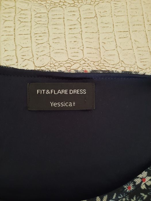 Vestido com forró tam. 40