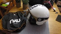 Capacete mulher NAU