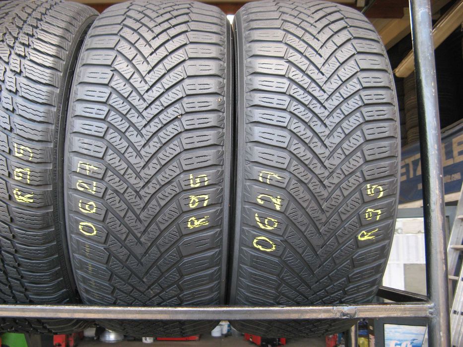 225/50R17 YOKOHAMA BluEarth Winter V906 - nr.0627