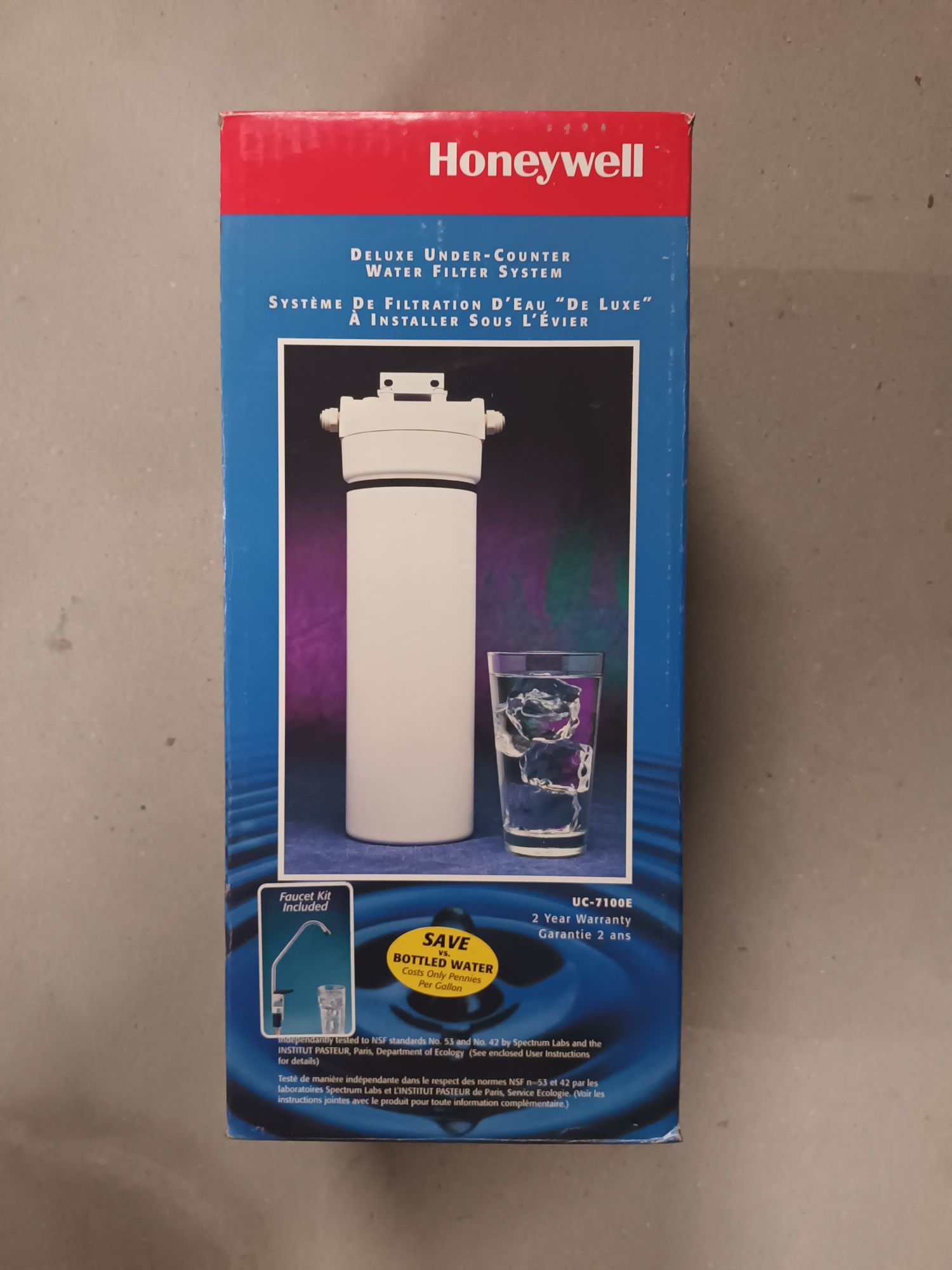 Filtr weglowy do wody model UC-7100 E