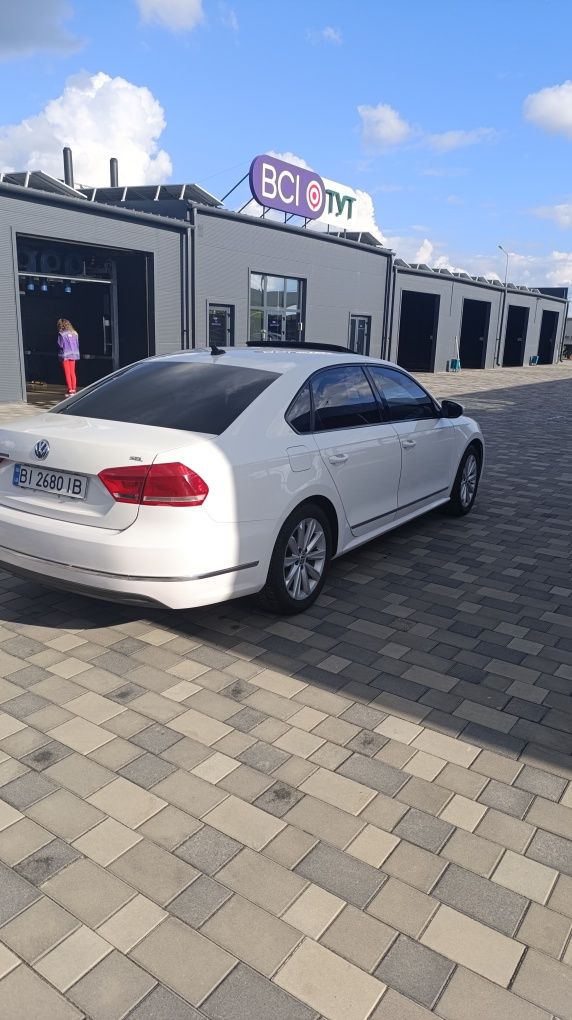 Volkswagen Passat b7 2.5л SEL nms 2012
