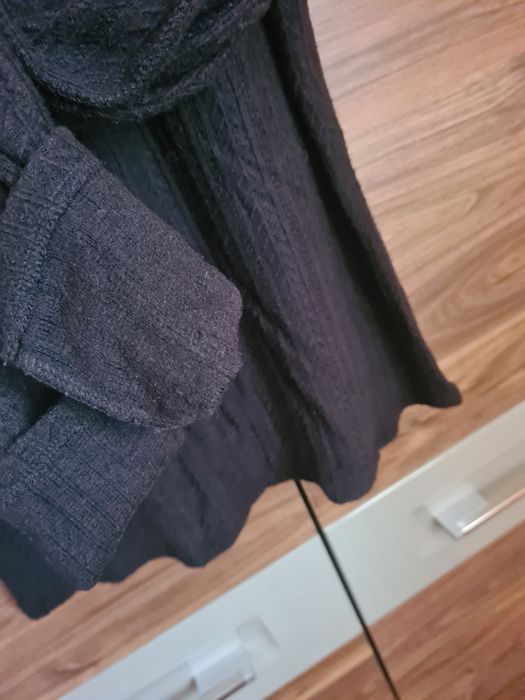 Półgolf czarny z bufkami Reserved