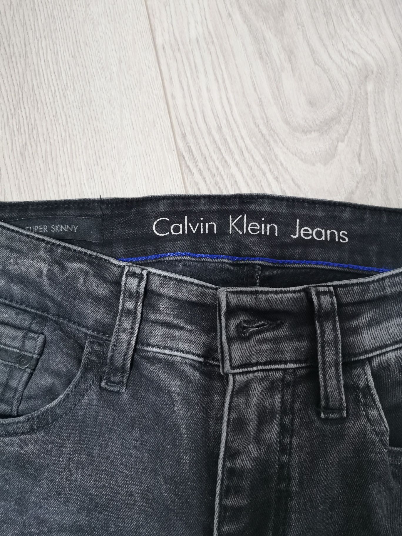 Jeansy damskie Calvin Klein