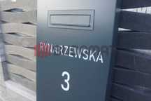 Multibox słupek multimedialny nowoczesne ogrodzenie skrzynka numer