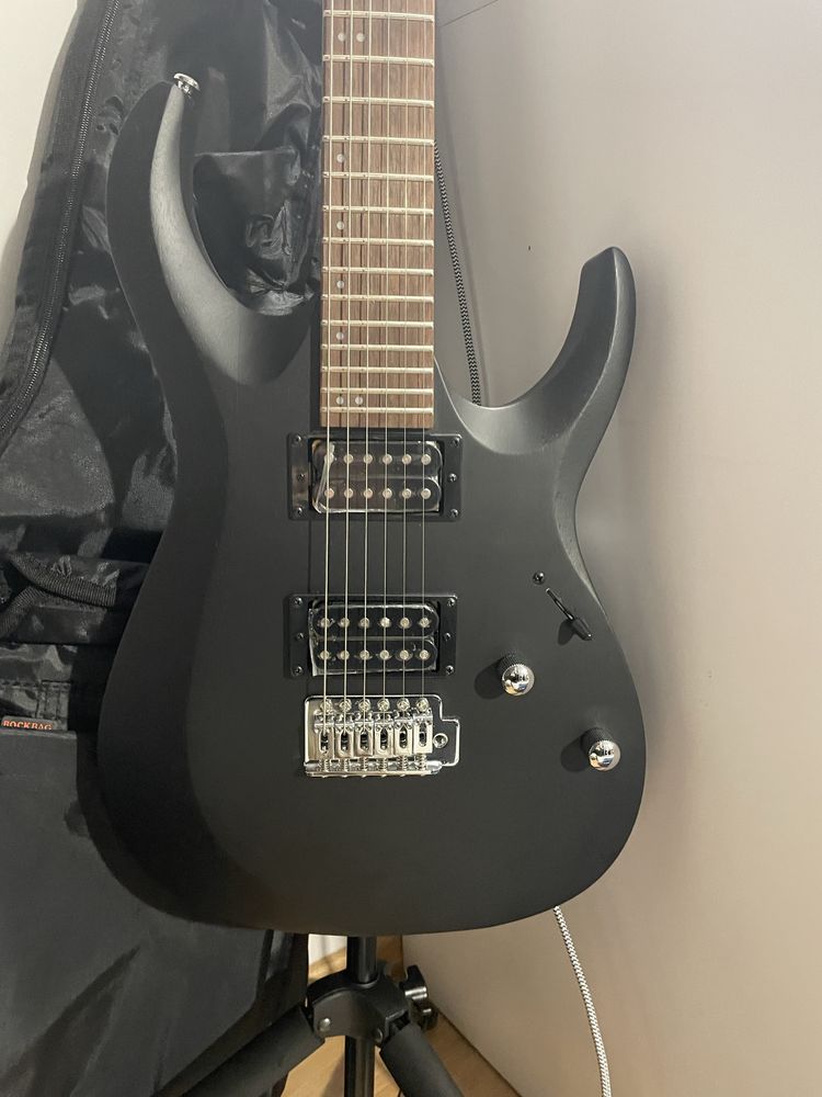 Gitara Elektryczna Cort z pokrowcem