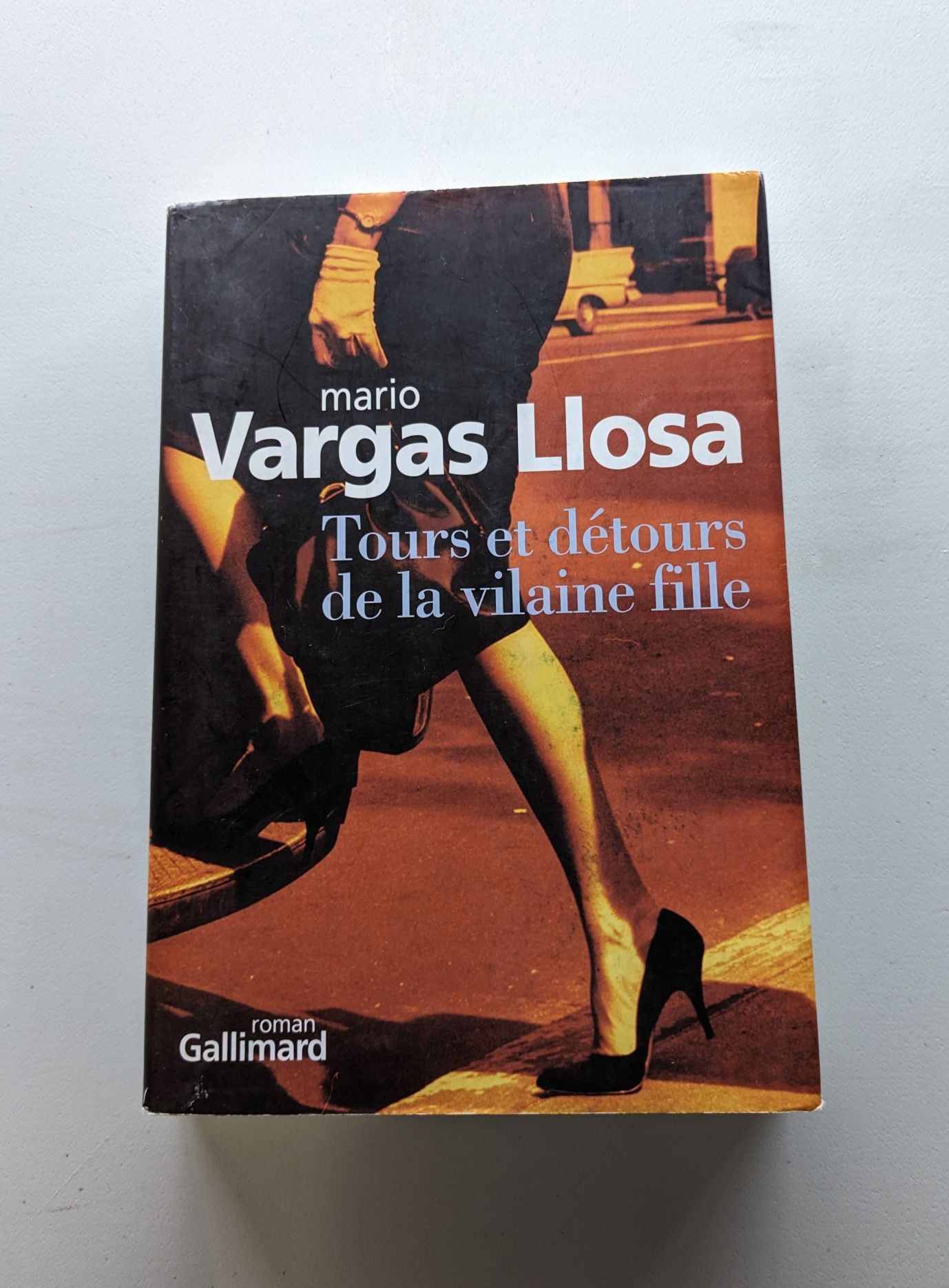 Livros em francês. Mário Vargas Llosa , Christian Jacq e Oliver .