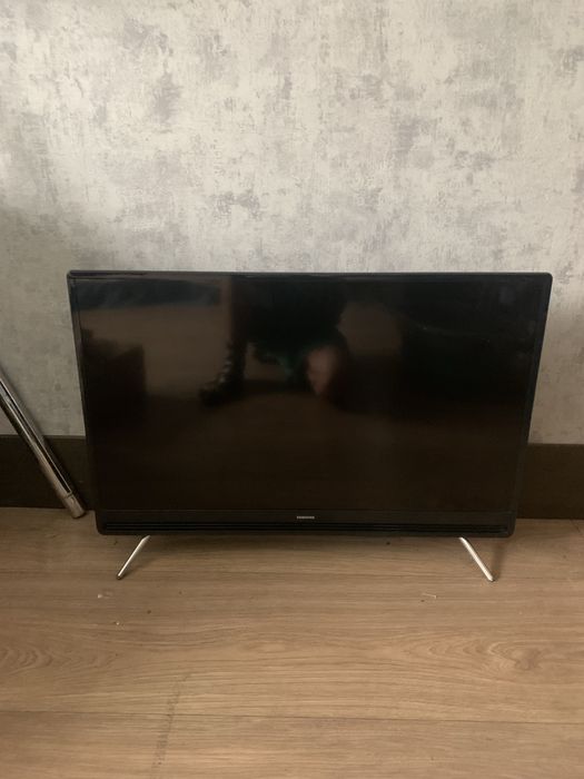 Telewior Samaung  32 cale UE32K4100AW Tv / Monitor