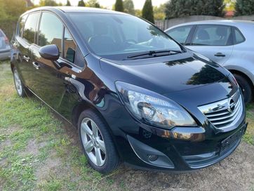 Opel Meriva 1.4 T 140 COSMO