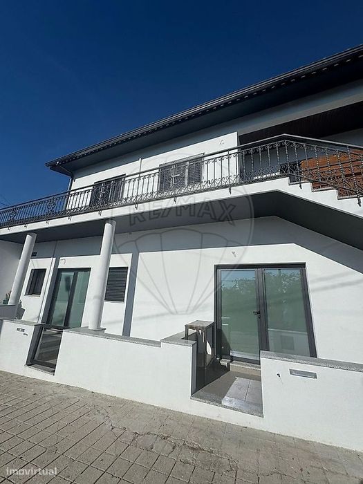 Moradia T1 para arrendamento