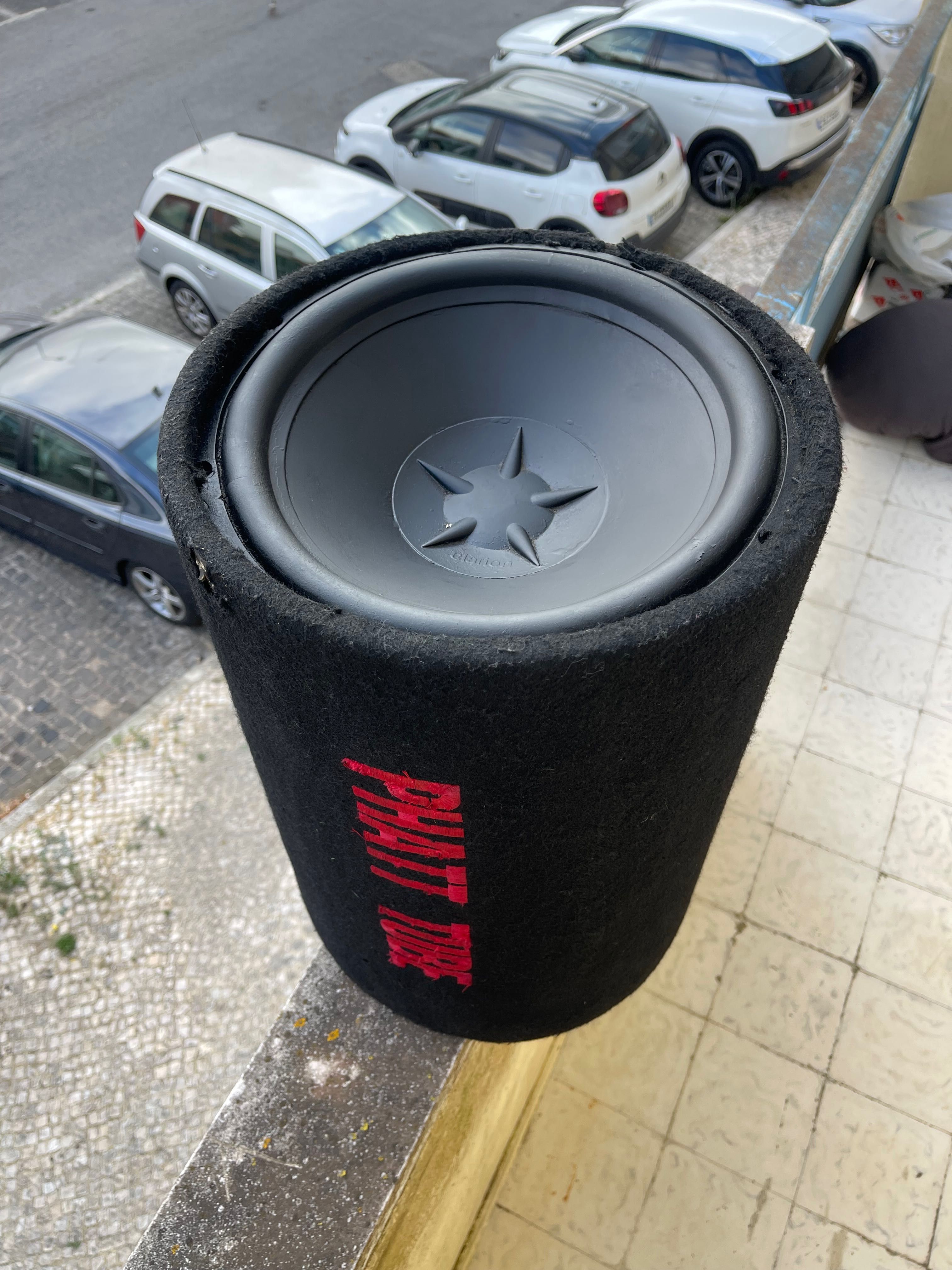 Vendo Subwoofer Clarion 800W