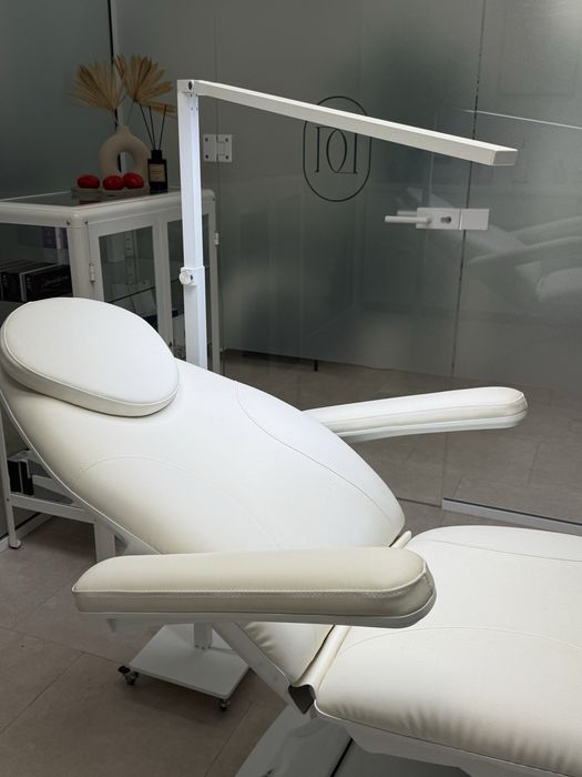 Fotel kosmetyczny elektryczny biały Sillion SUPER stan!!!