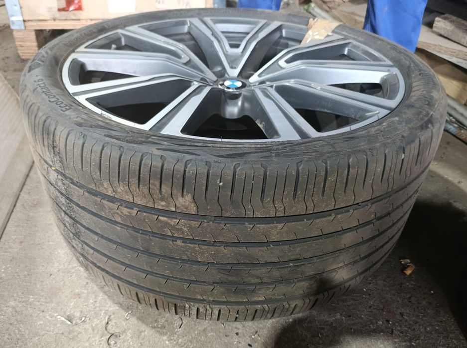 Komplet oryginalnych kół do BMW X5; X6 - alufelgi 22"