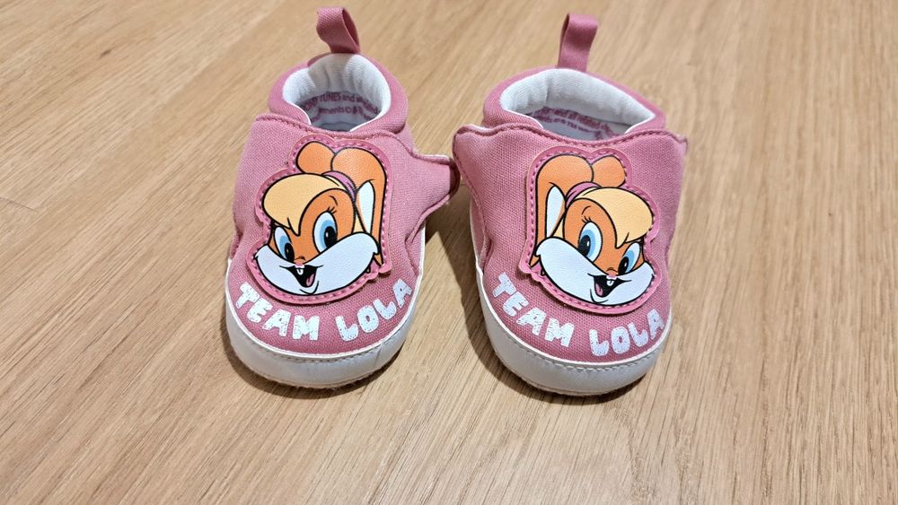 Nowe buciki niechdki