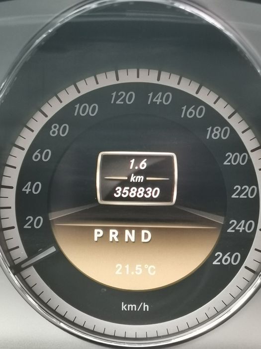 Продам Mercedes E200 W212