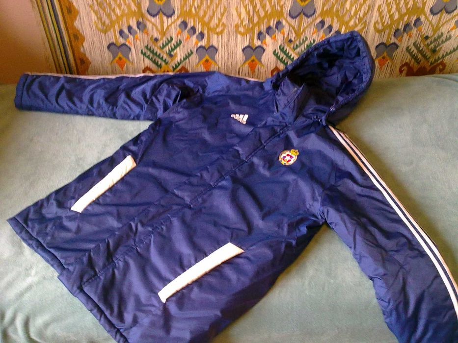 Oryginalna kurtka ADIDAS z logo WISŁY KRAKÓW