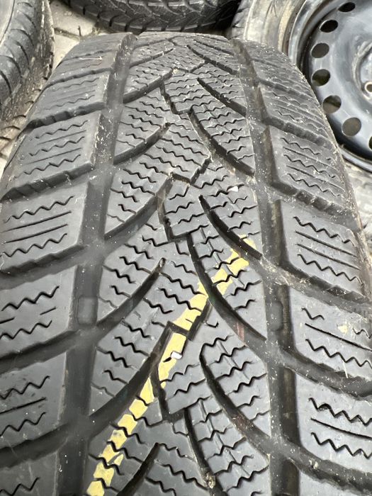 Диски жилізо з резиною Citigo Škoda R14 5j ET35 165/70/14 KBA43815