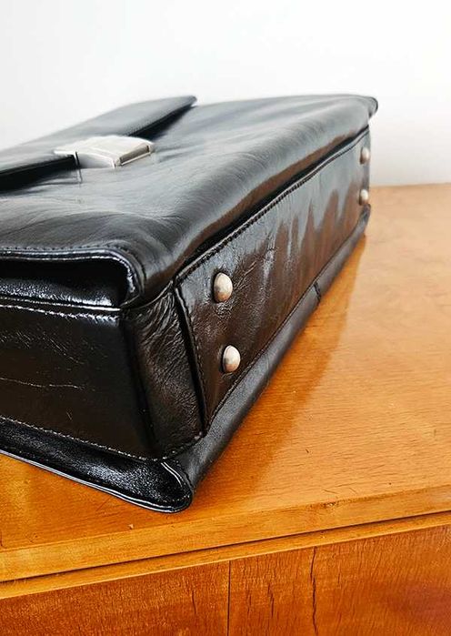 NOWA Elegancka aktówka VIP COLLECTION – skórzana + etui ochronne