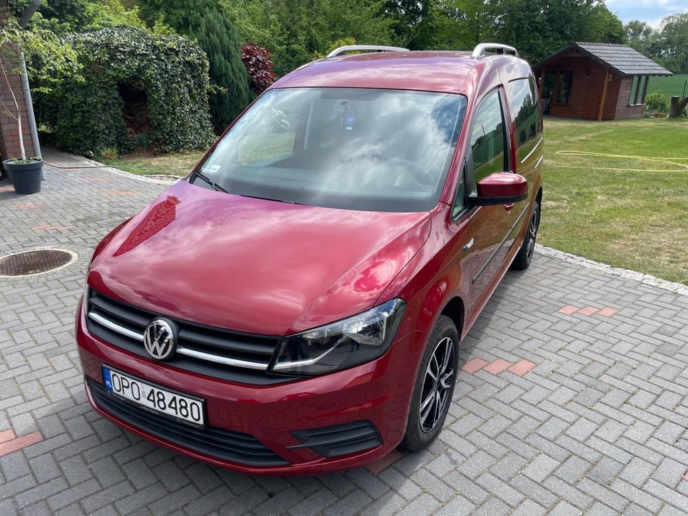 Sprzedam VW Caddy 5 os. 2.0 TDI
