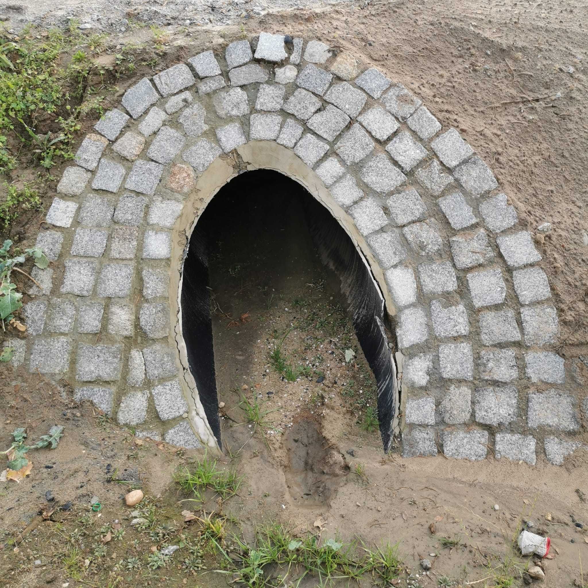 Kostka granitowa, kamień granitowy, materiał budowlane, kostka brukowa